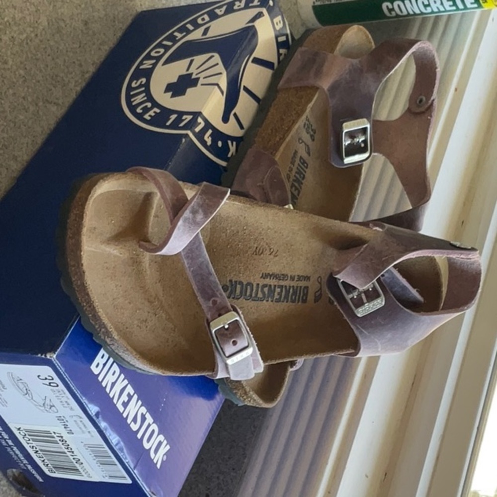 Birkenstock Lavender Blush Nubuck Leather Sandals with Adjustable Straps